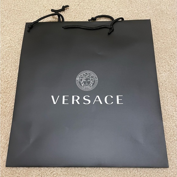 NEW! Versace black gift bag - 2 sizes - Picture 3 of 11